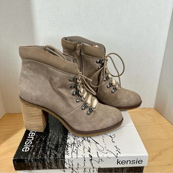 Kensie Women's Taupe Block Heel Lace Up Bootie w/ Plush Lining Size 9.5 NWT - Picture 5 of 6